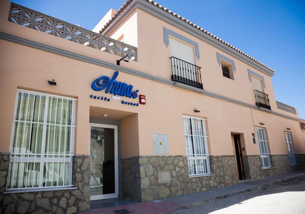 Budget hostel with shared rooms in Tarifa – Ohana Tarifa for kitesurfers and backpackers